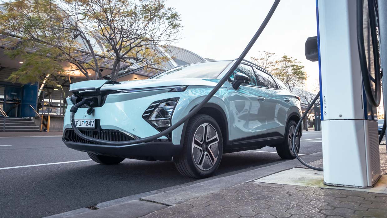 Chargement de la Chery Omoda E5 2024