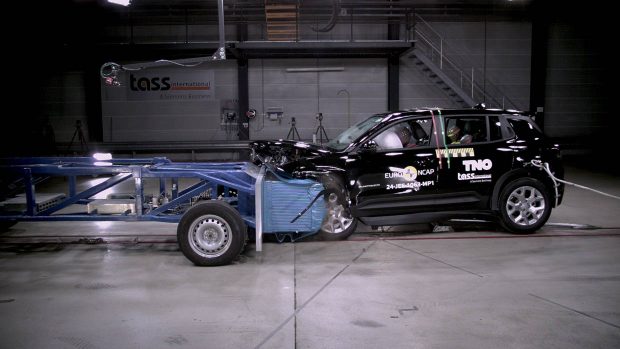 Essai de collision Euro NCAP de la Jeep Avenger 2024