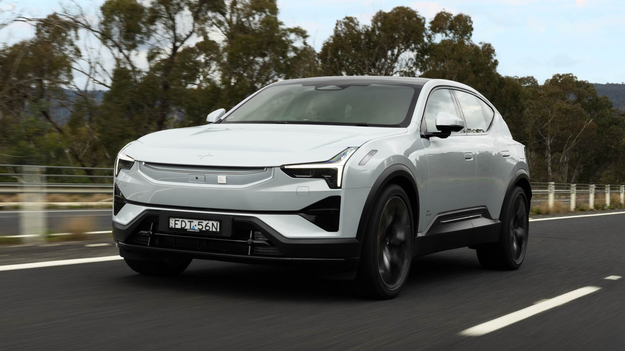 Angle 3/4 avant 3 de la Polestar 3 Performance LRDM 2024