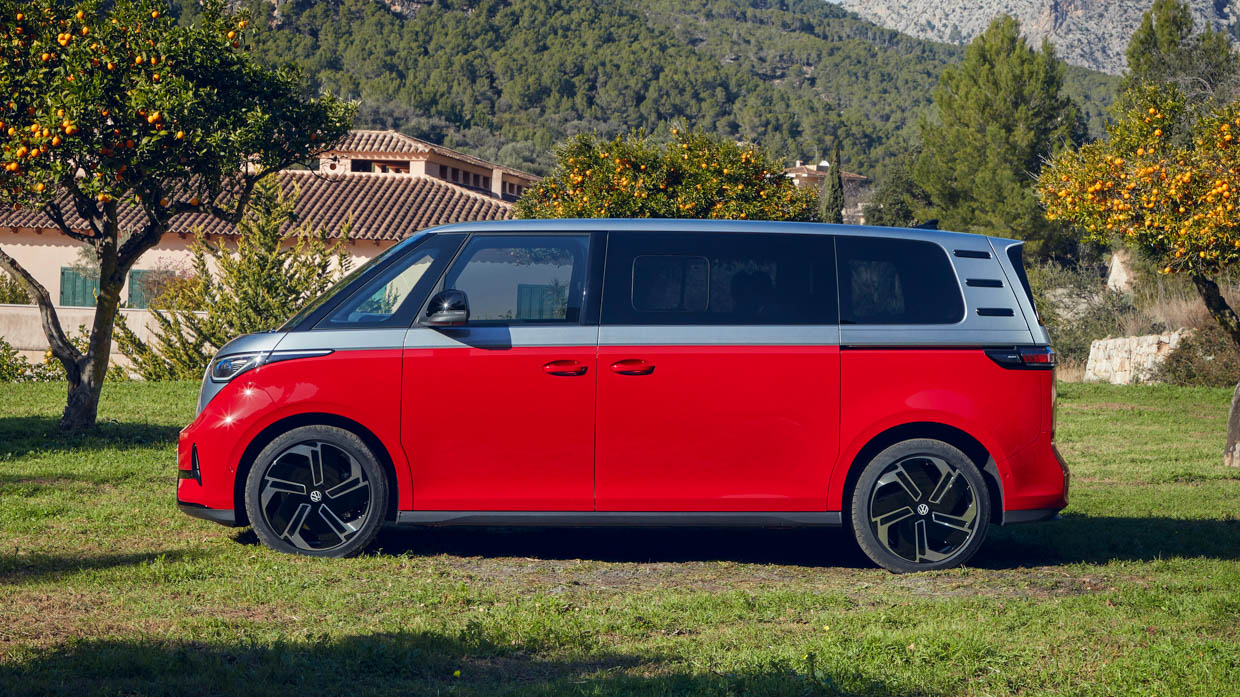 Profil d'angle latéral statique du Volkswagen ID Buzz GTX 2025