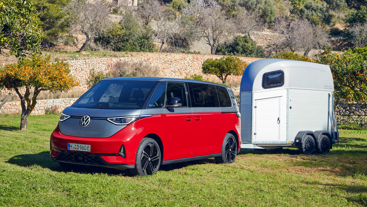 Volkswagen ID Buzz GTX 2025 avec remorque