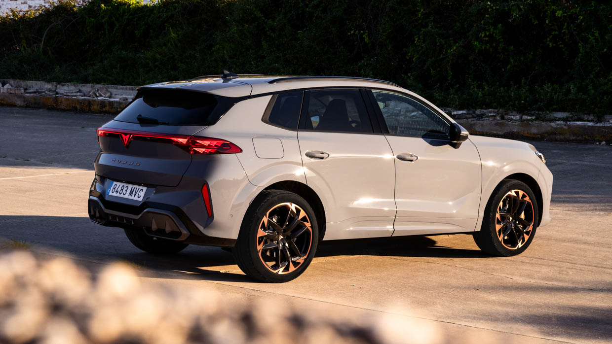 2025 Cupra Terramar arrière 3/4 statique 2
