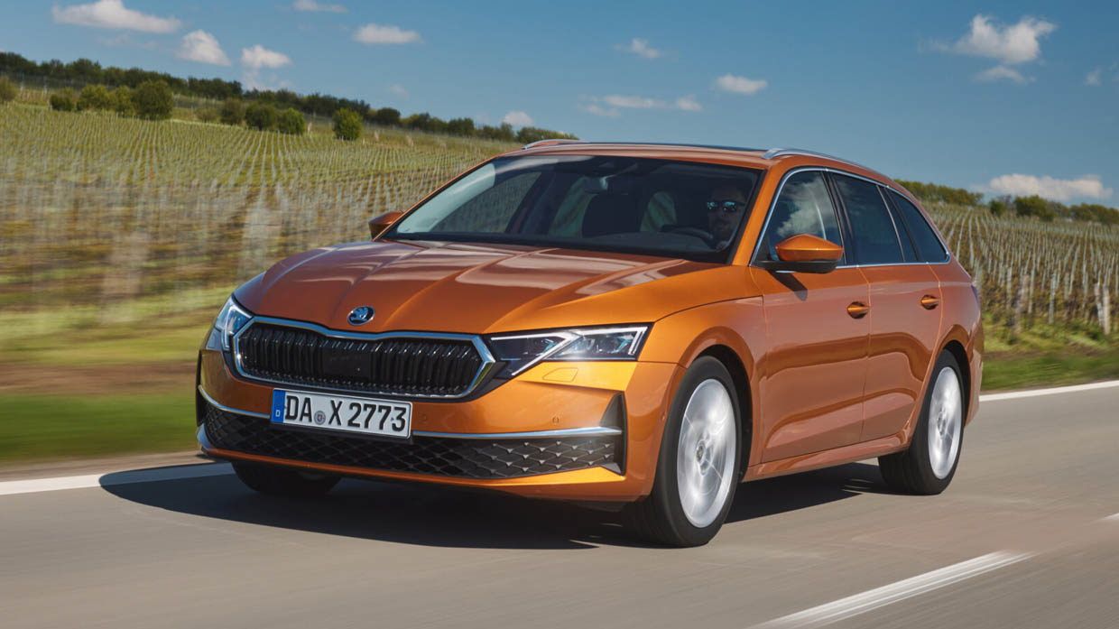 Actualités automobiles aujourd'hui : Skoda Octavia Select glisse sous la liste des 40 000 $, Mercedes-Benz sur la poussée PHEV pour 2025 qui comprend l'AMG E 53, et plus – 24 octobre 2024