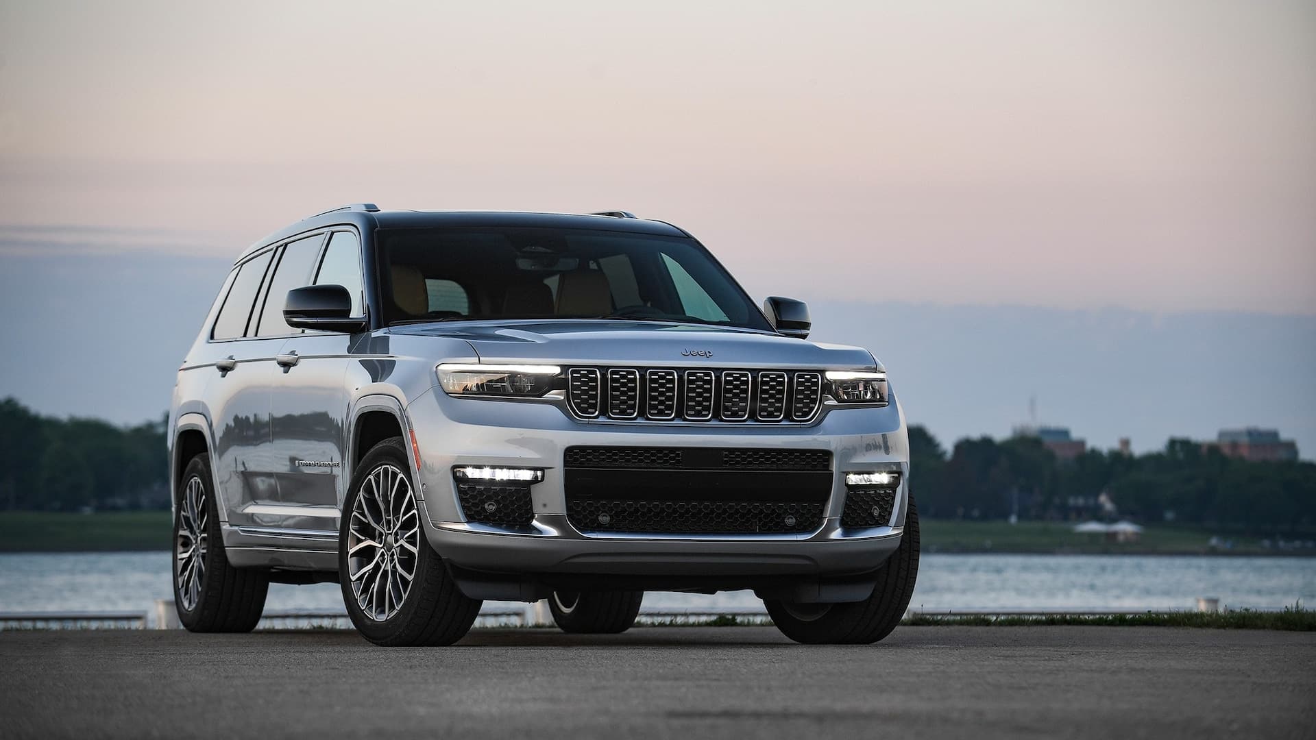 2025 Jeep Grand Cherokee L 28