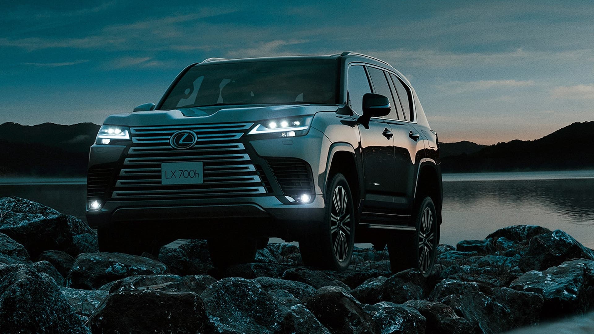 2025 Lexus LX700h 4