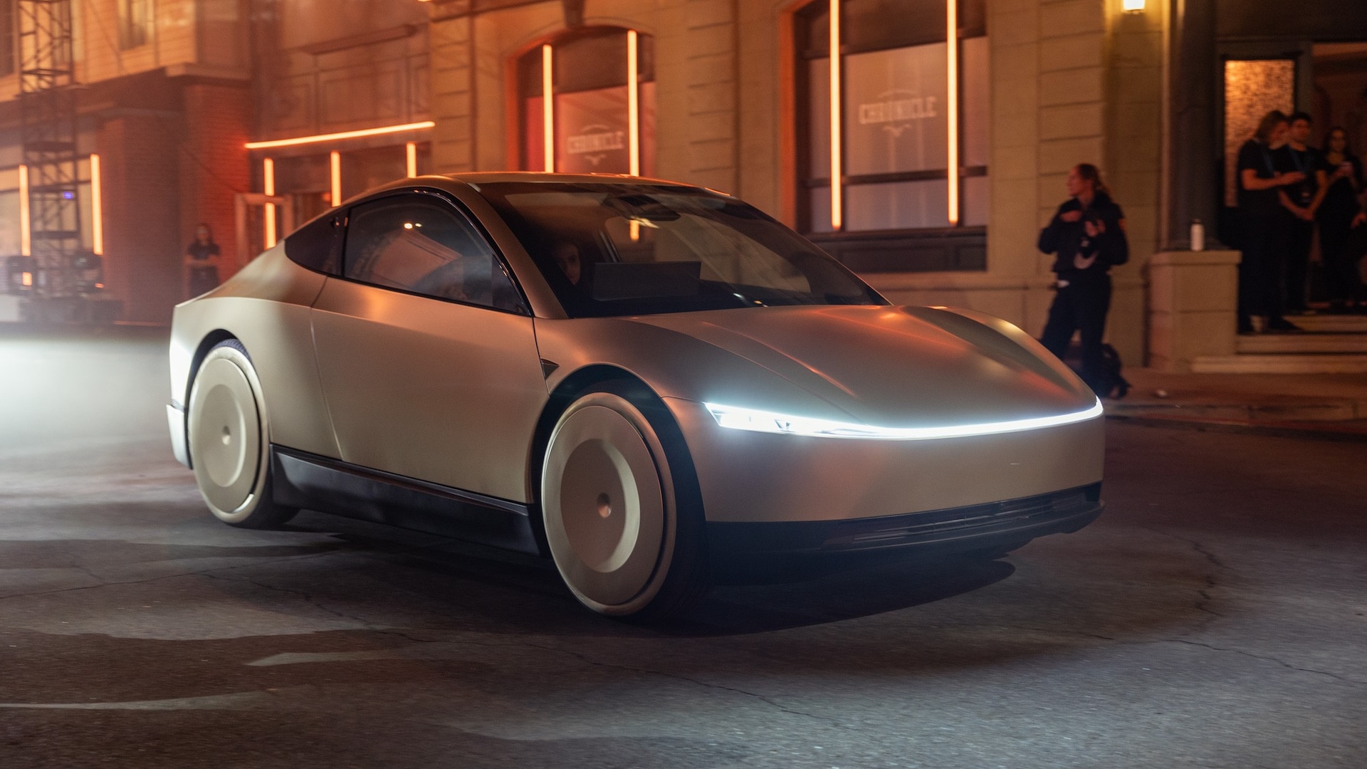 011 2025 Tesla RoboTaxi