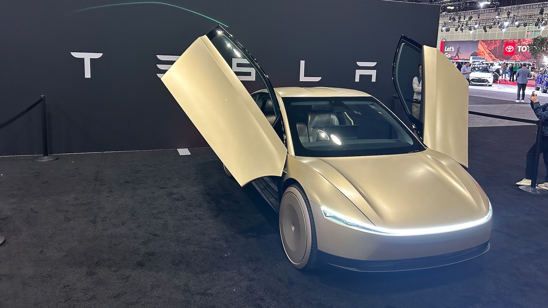 Tesla LA auto show booth 2