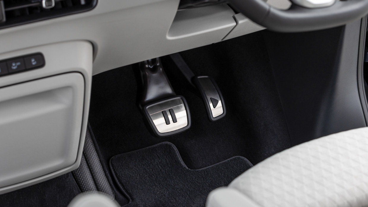 Volkswagen ID.Buzz LWB 2025 pédale intérieure