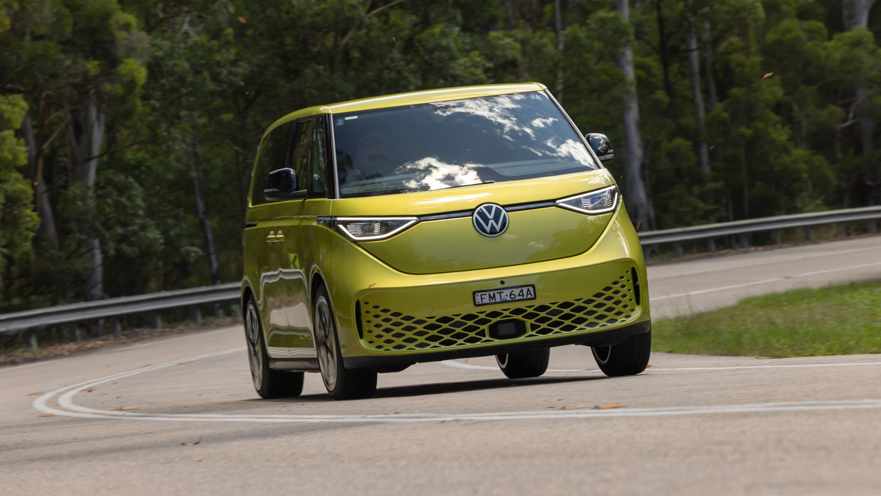 Volkswagen ID.Buzz 2025 sur autoroute 4