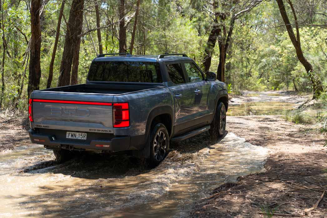 Boue arrière BYD Shark 6 2025