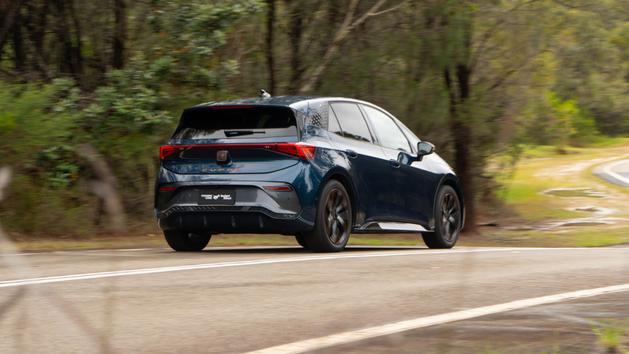 Cupra Born LT 2025 conduite arrière 4