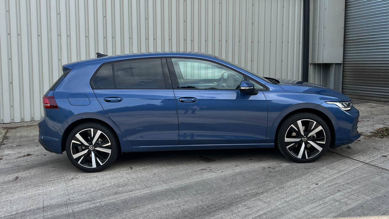 Volkswagen Golf 8.5 2025 côté