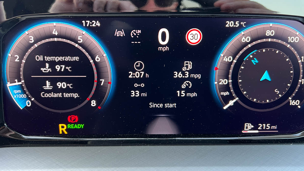 Volkswagen Golf 8.5 2025 DIGUR