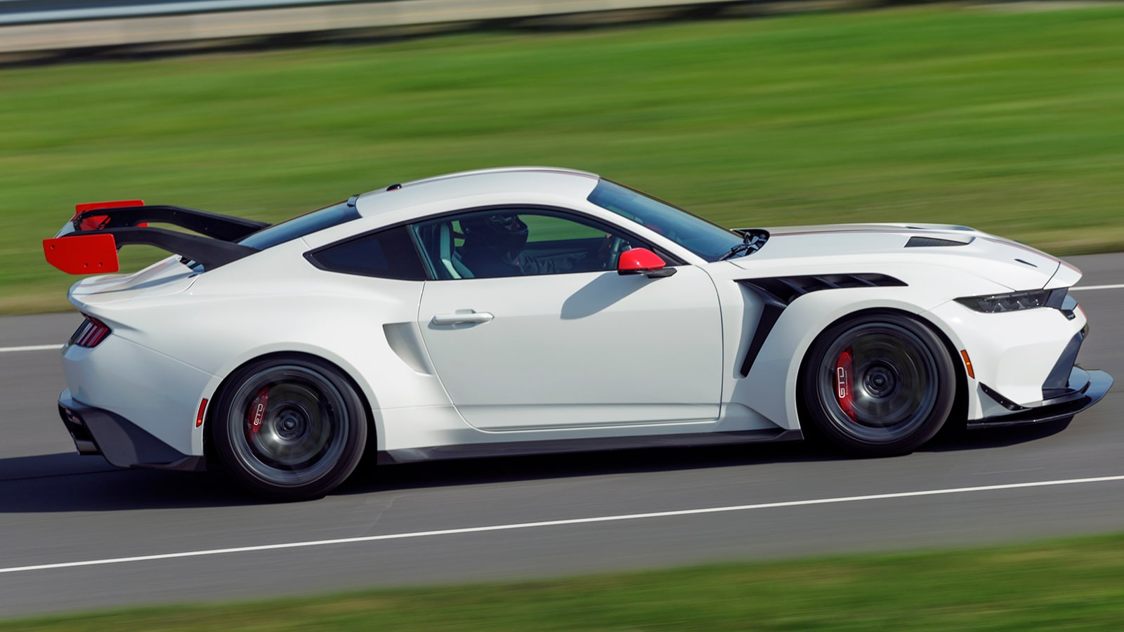 2025 Ford Mustang GTD Spirit of America 7