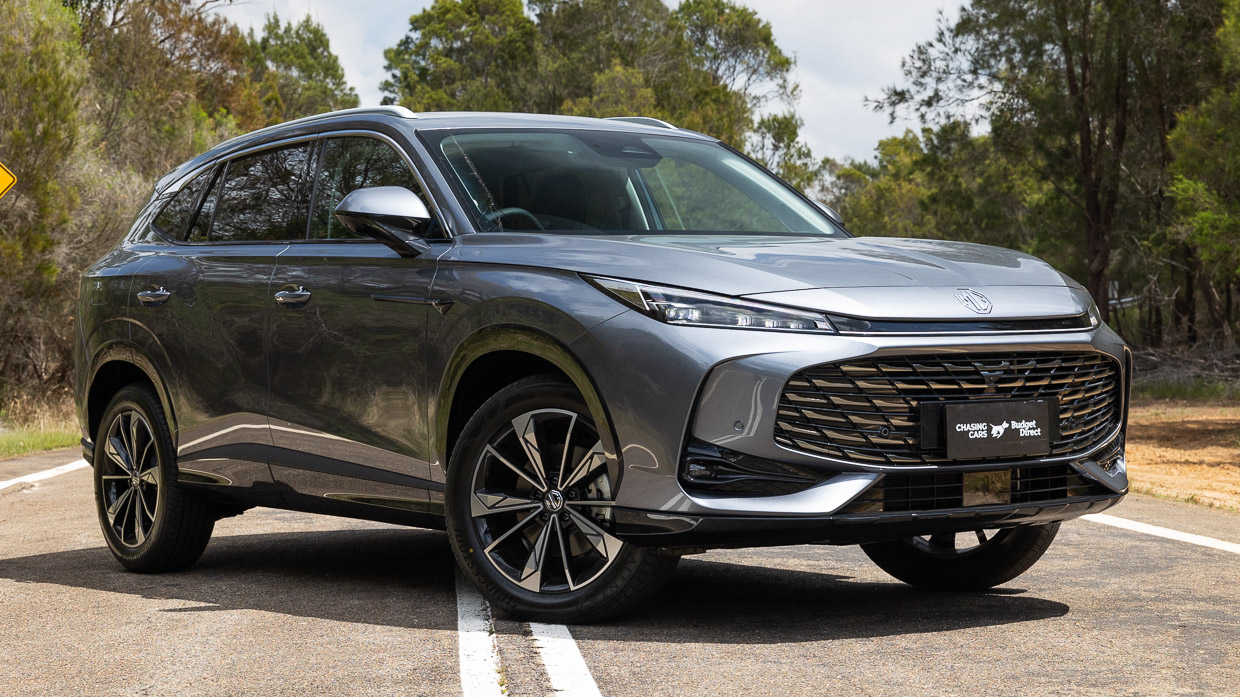 Mg HS Essence 2025 Front 3/4