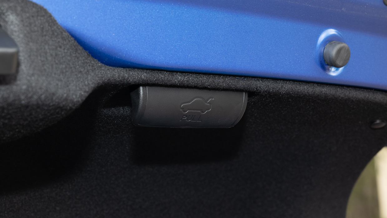 Kia K4 GT-Line 2025 Levier de démarrage intérieur