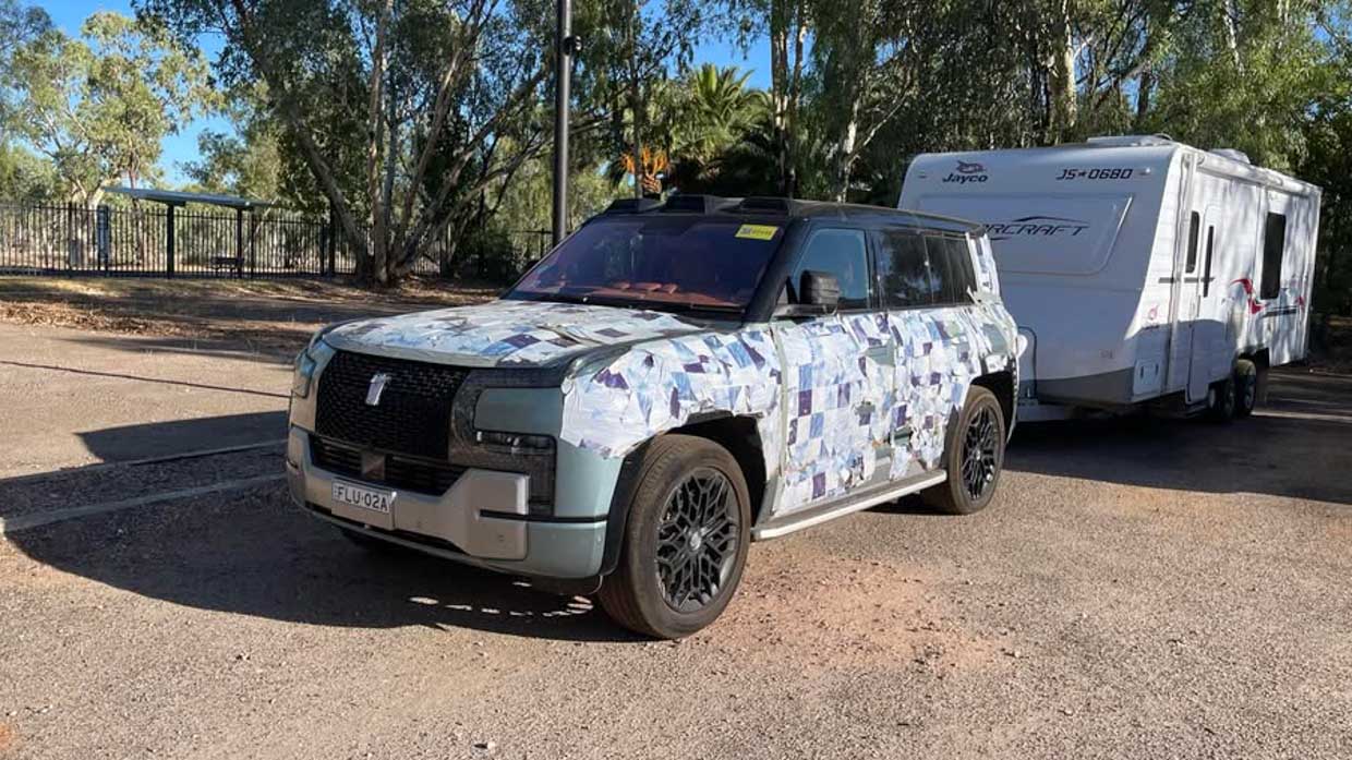Test d'espionnage BYD U8 en Australie: Toyota Landcruiser Hybrid Rival fournit un indice le plus fort qu'il sera mis en vente localement