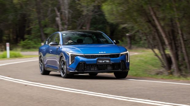 Kia K4 GT-LINE 2025 Conduite Front 24