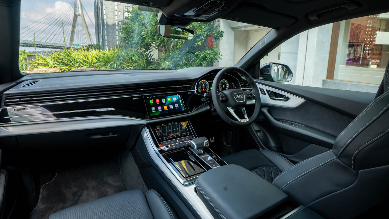 Audi Q8 60 TFSI E 2025 intérieur