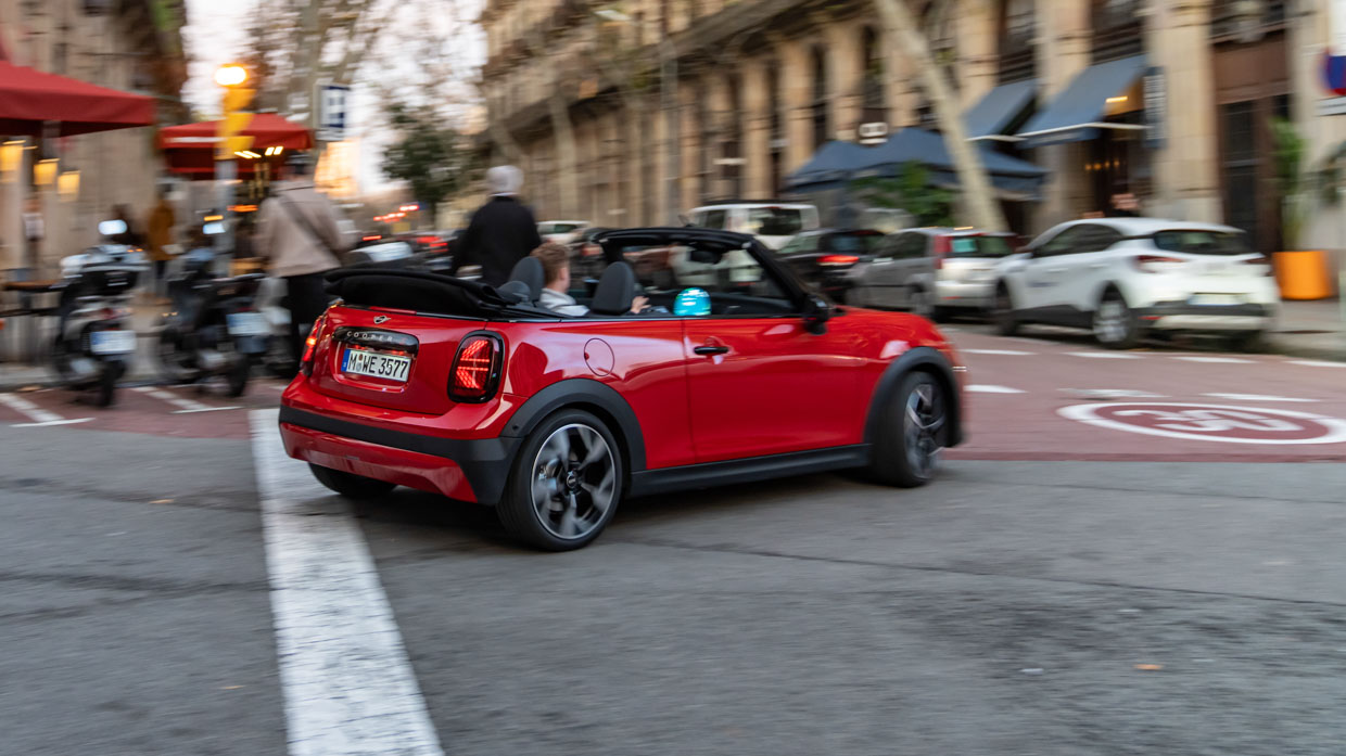 Mini convertible 2025 arrière 3/4