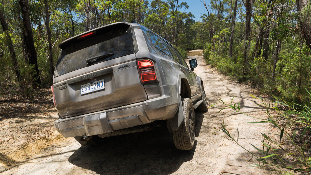 Toyota Prado Kakadu 2025 3/4 arrière 12