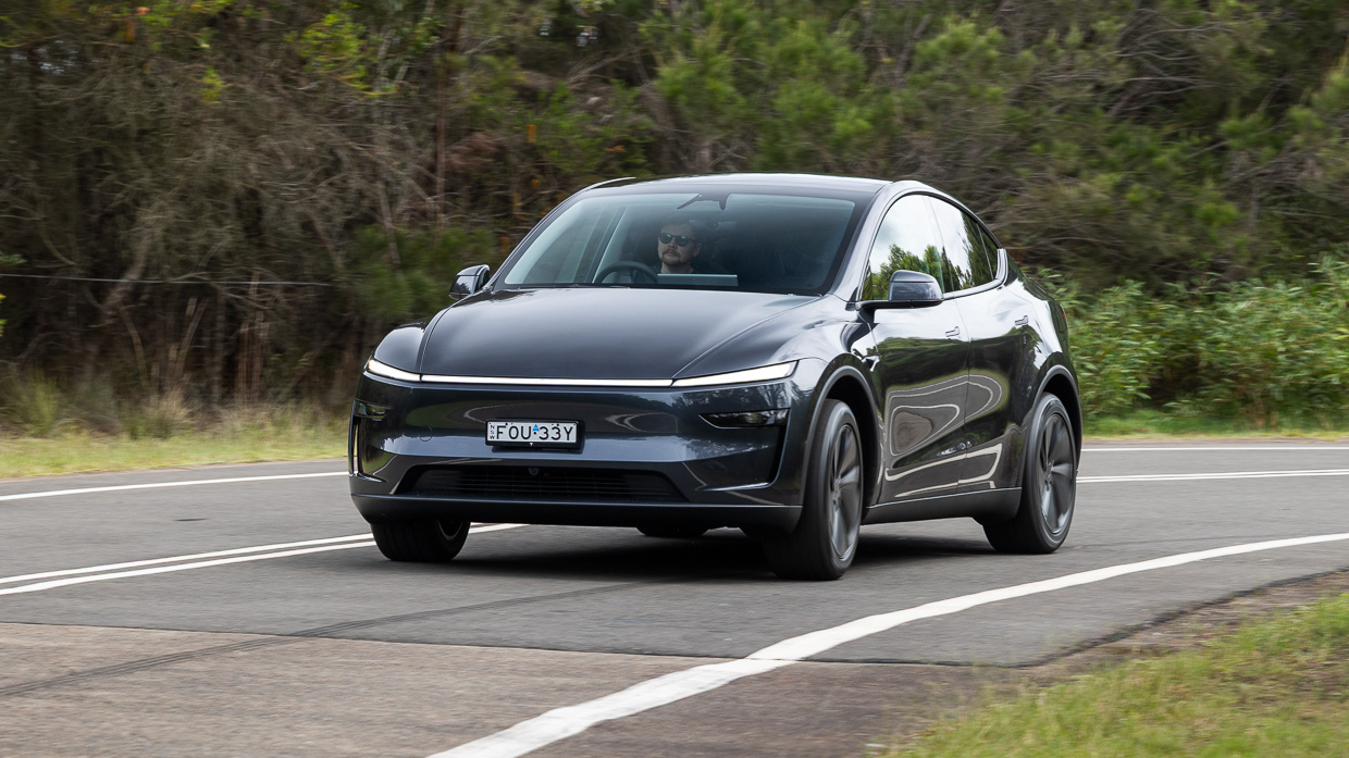 Tesla modèle y 2025 conduite 2