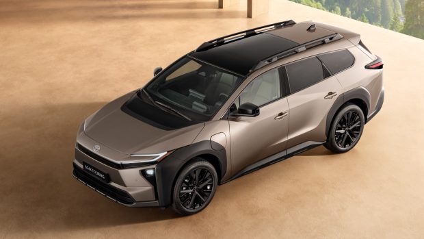 Toyota BZ4X Touring 2025 ci-dessus