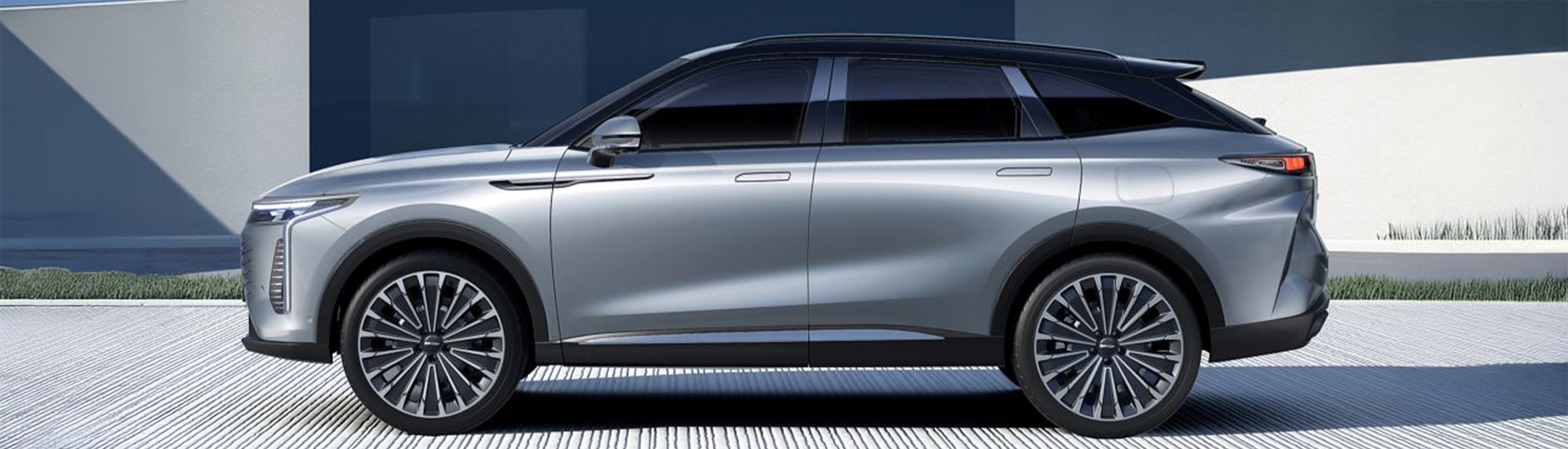 SUV de taille moyenne chinoise premium venant rival Toyota RAV4 et Mitsubishi Outlander: Chery Omoda 9 enfermé