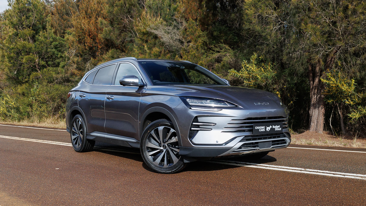 2024 BYD SECELION 6 Avant 3/4 Shot statique 2