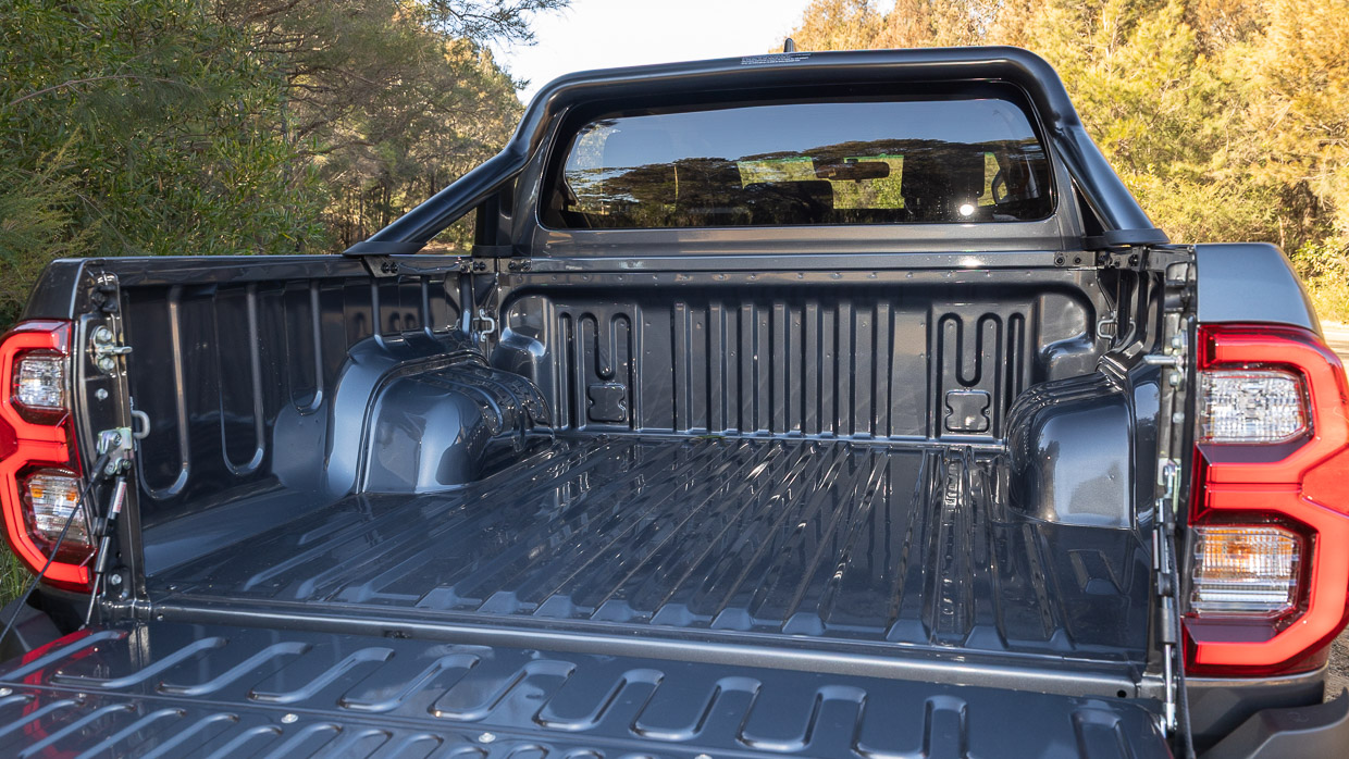 Toyota Hilux SR5 2025 Plateau