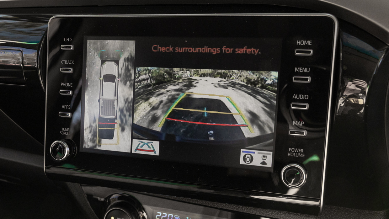 Écran Toyota Hilux SR5 2025