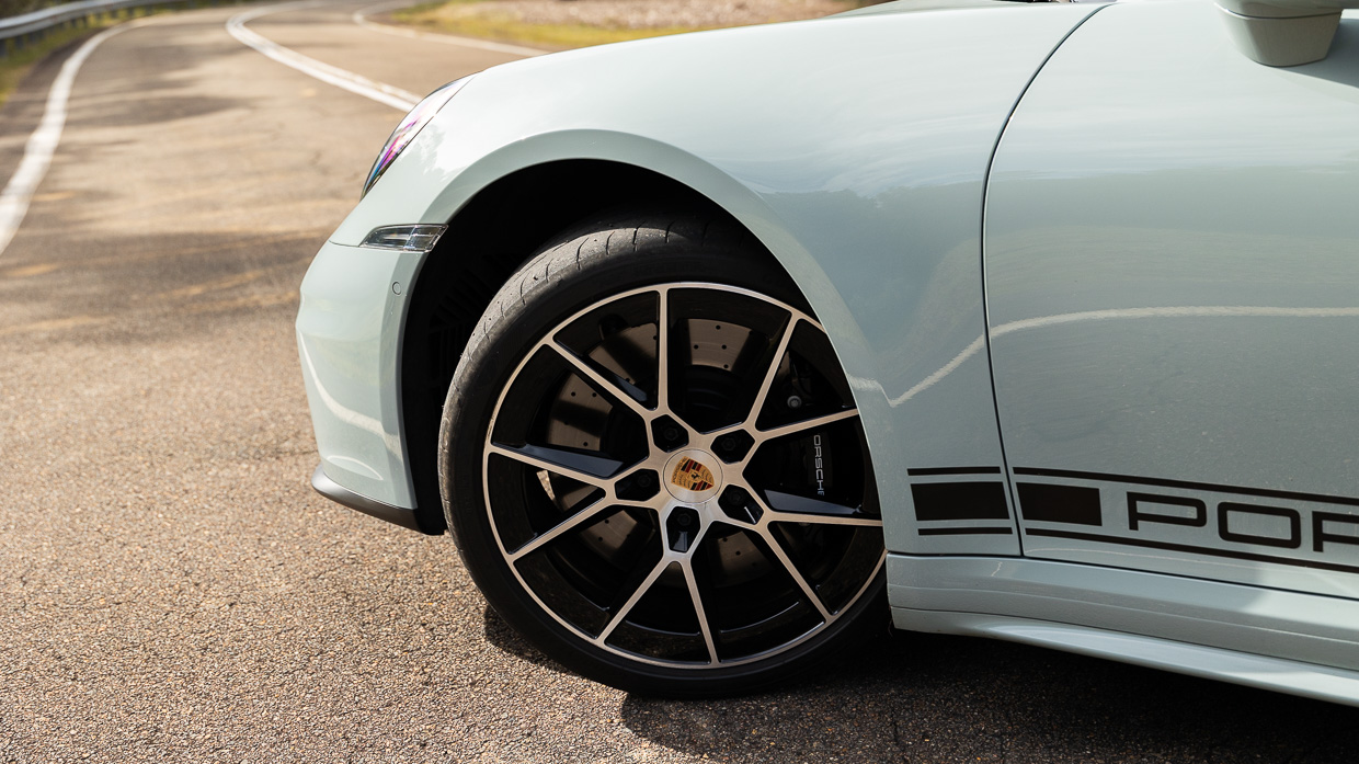 Porsche 911 GTS T 2025 Roue avant