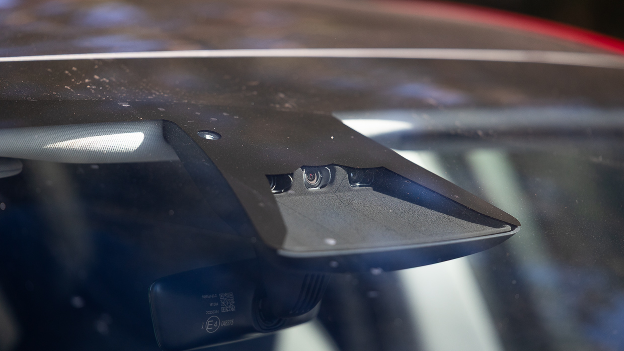 Tesla Model Y RWD 2025 Camera 2