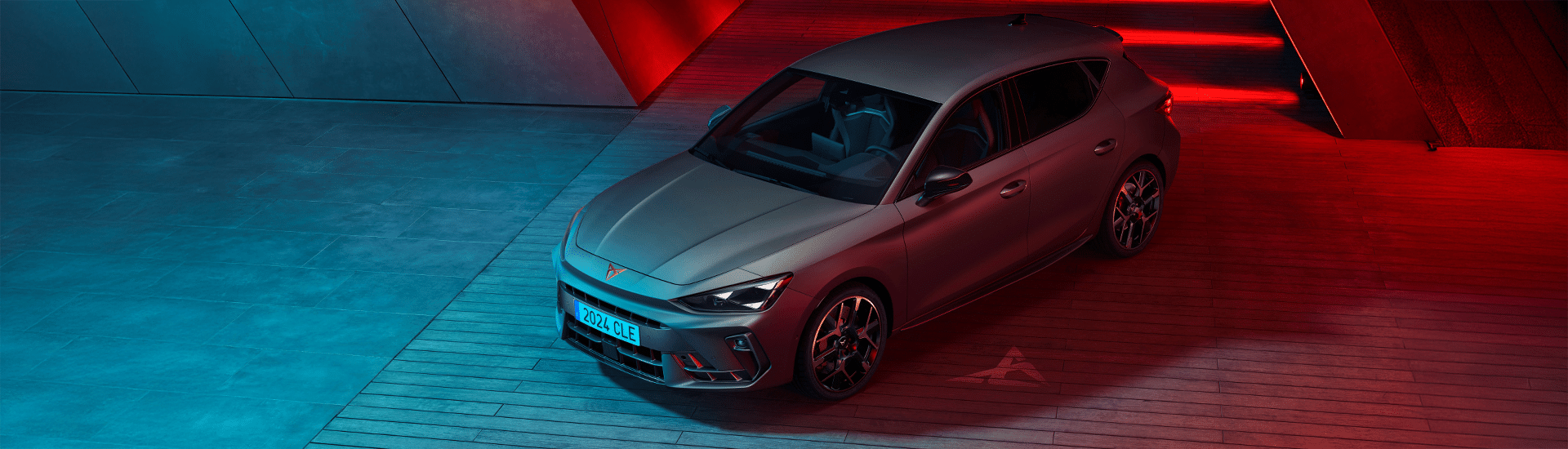 Cupra Leon Hatch et Sportstourer mis à jour arrivant au quatrième trimestre 2025, apportant PHEV Power