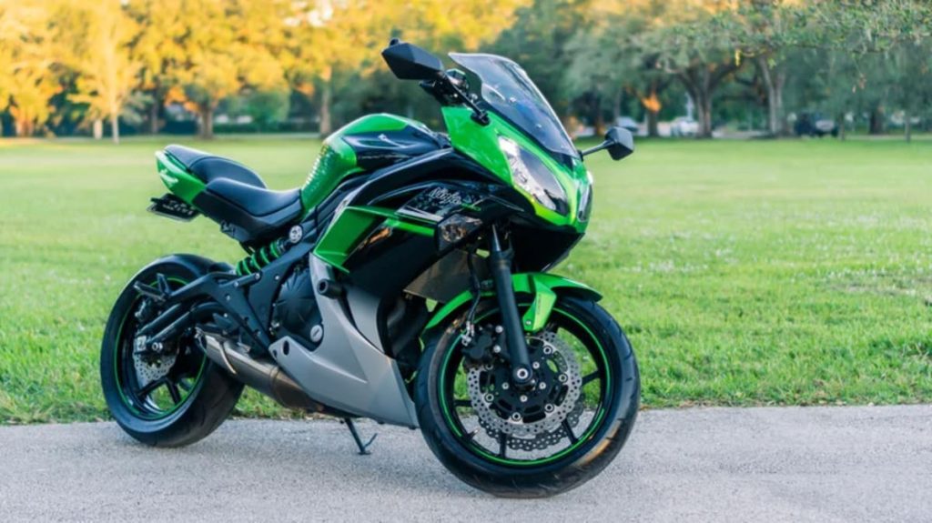 Kawasaki Ninja 650 engine