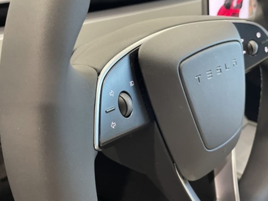 La mancanza di un interruttore richiede un po' di tempo di adattamento