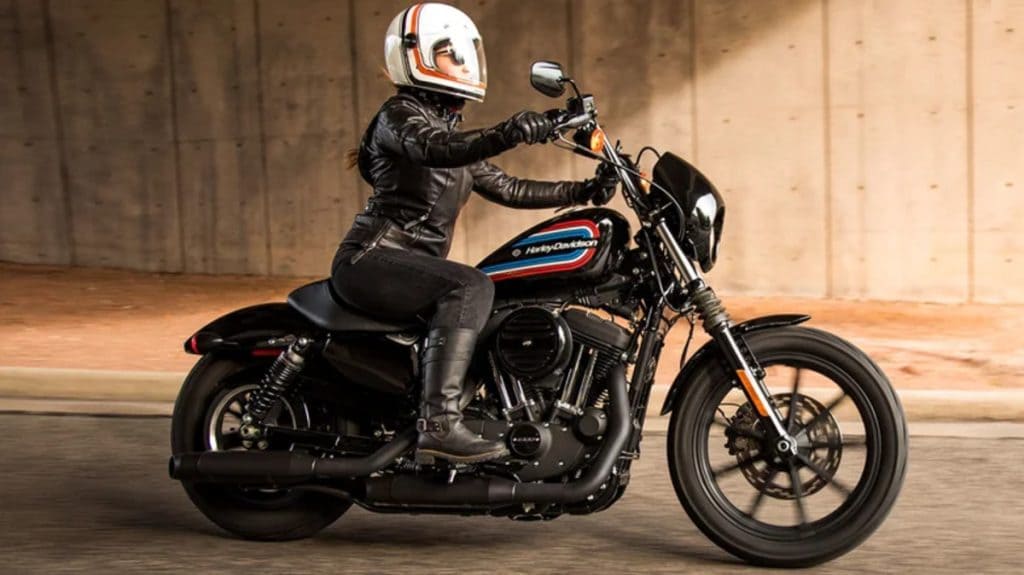 Harley-Davidson: Sportster 1200 Iron