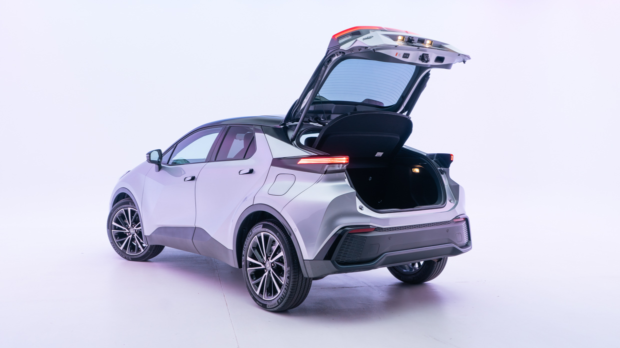 TOYOTA C-HR KOBA 2026 BOOT INTÉRIEUR