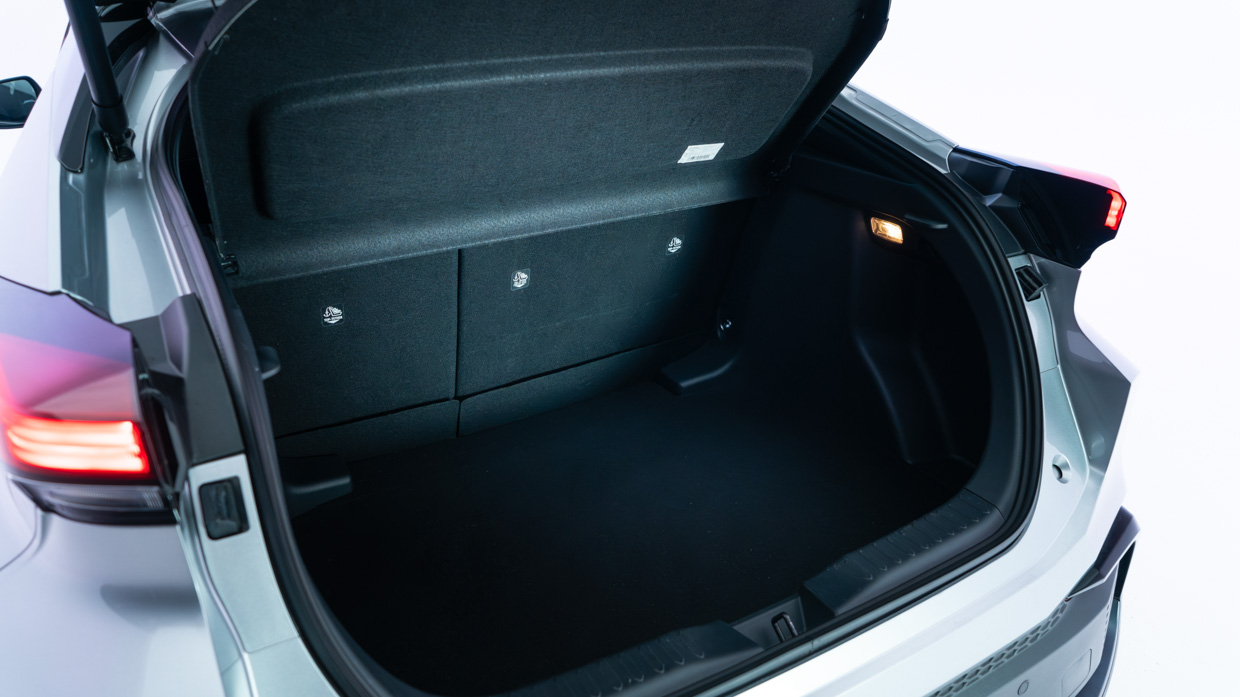 TOYOTA C-HR KOBA 2026 BOOT INTÉRIEUR