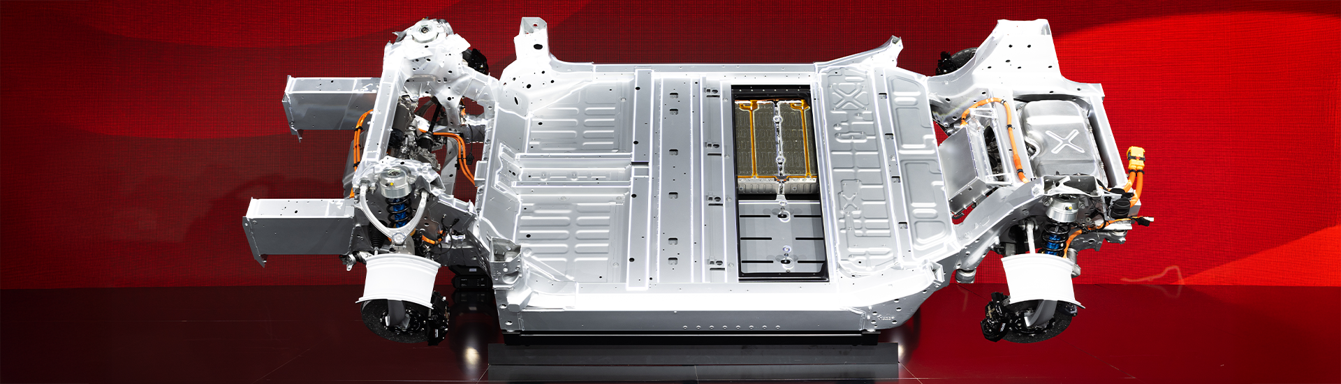 Ferrari annonce son premier véhicule électrique : les fondements mécaniques de la Ferrari Elettrica entièrement électrique détaillés pour la première fois