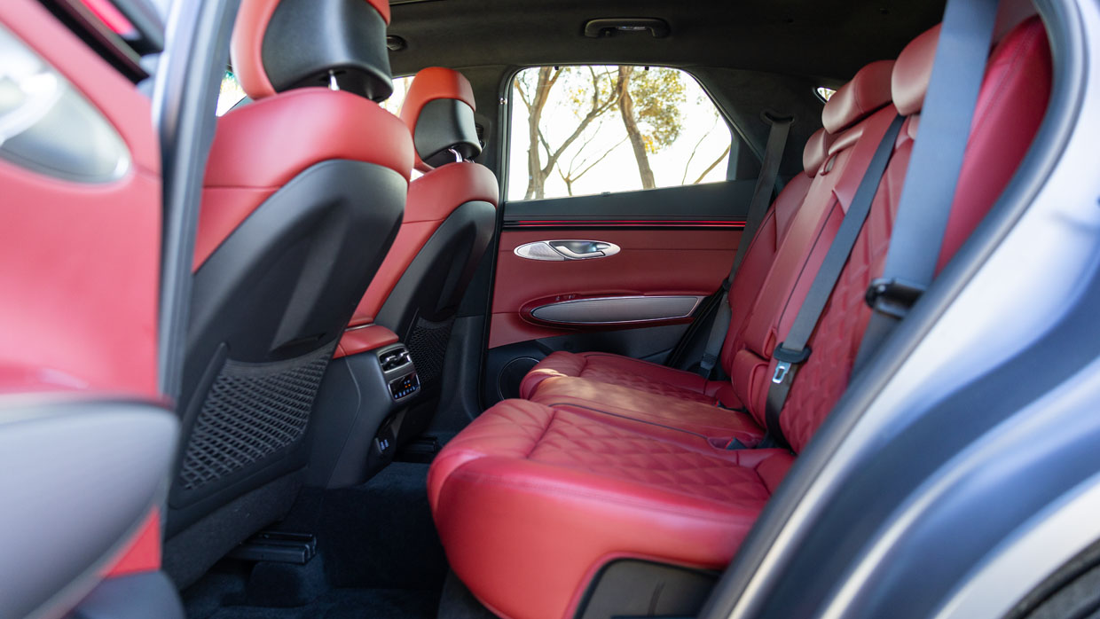 Sièges arrière intérieurs Genesis GV70 3.5 Signature Sport 2025