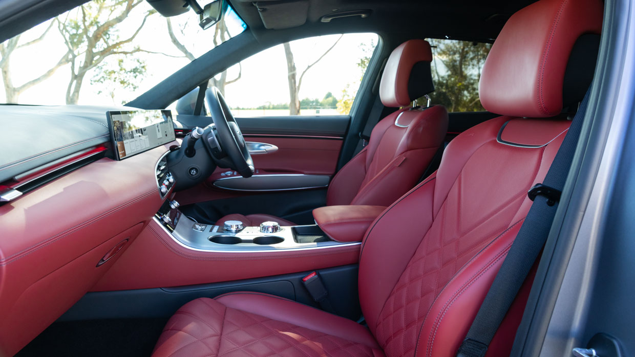 Genesis GV70 3.5 Signature Sport 2025 intérieur avant