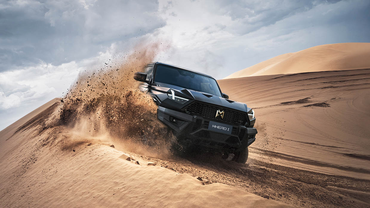 Dongfeng MHero I SUV tout-terrain électrique dans le sable