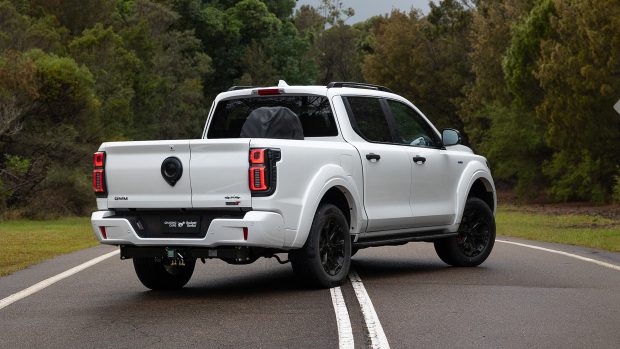 GWM Cannon Alpha PHEV 2025 arrière 3/4