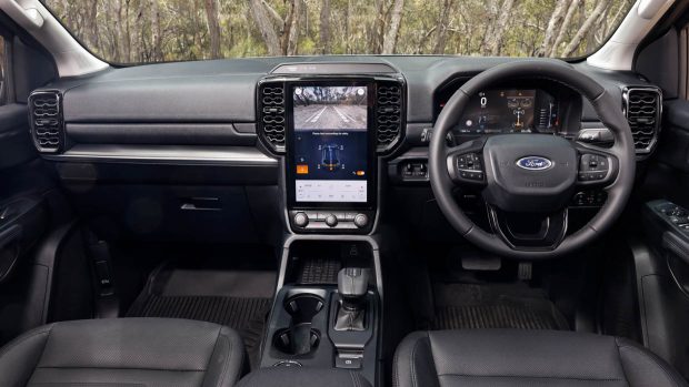Ford Everest Tremor 2025 tableau de bord intérieur 2